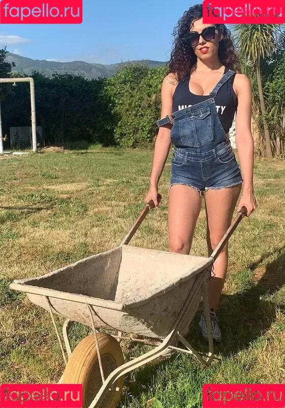 Sara Quattrociocche Onlyfans Photo Gallery 