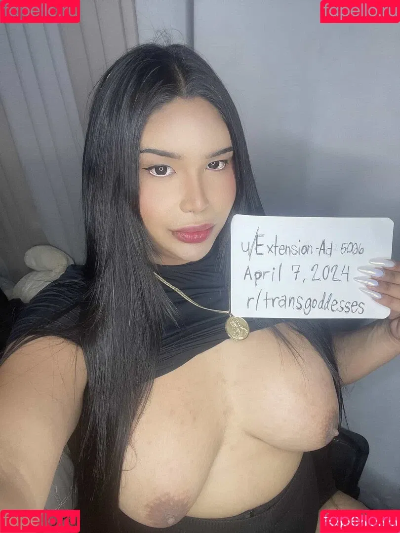 Kyla Yung Onlyfans Photo Gallery 