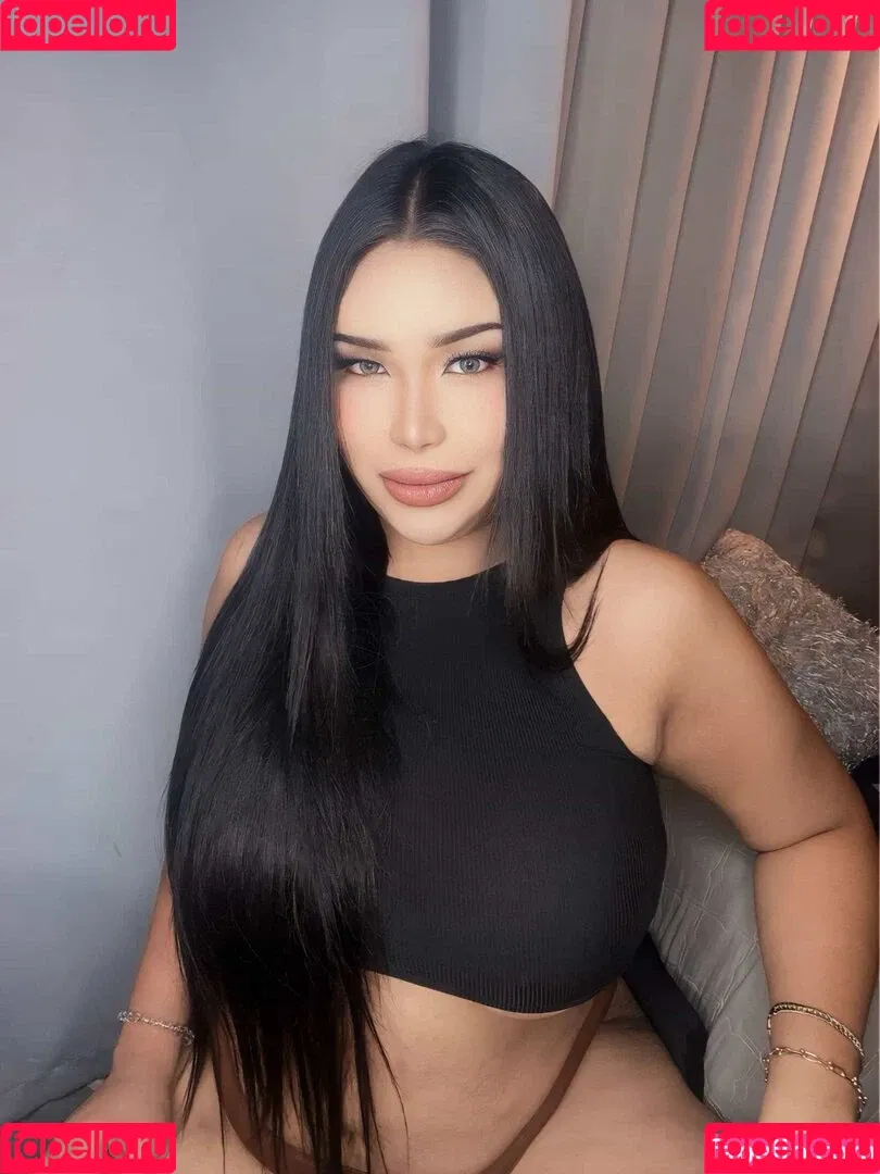 Kyla Yung Onlyfans Photo Gallery 