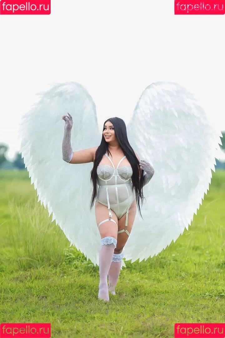 Kyla Yung Onlyfans Photo Gallery 