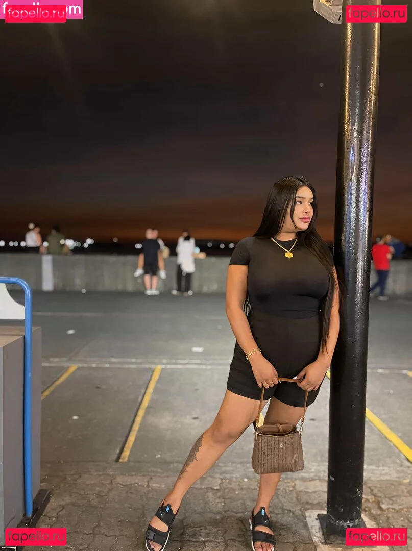 Kyla Yung Onlyfans Photo Gallery 