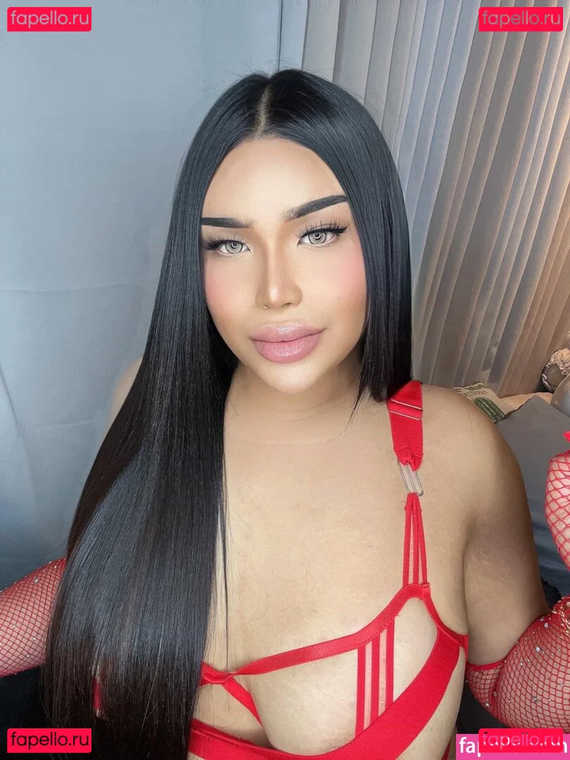 Kyla Yung Onlyfans Photo Gallery 