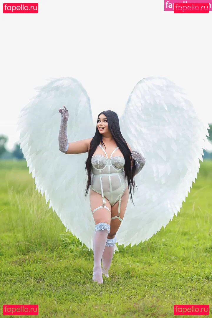 Kyla Yung Onlyfans Photo Gallery 