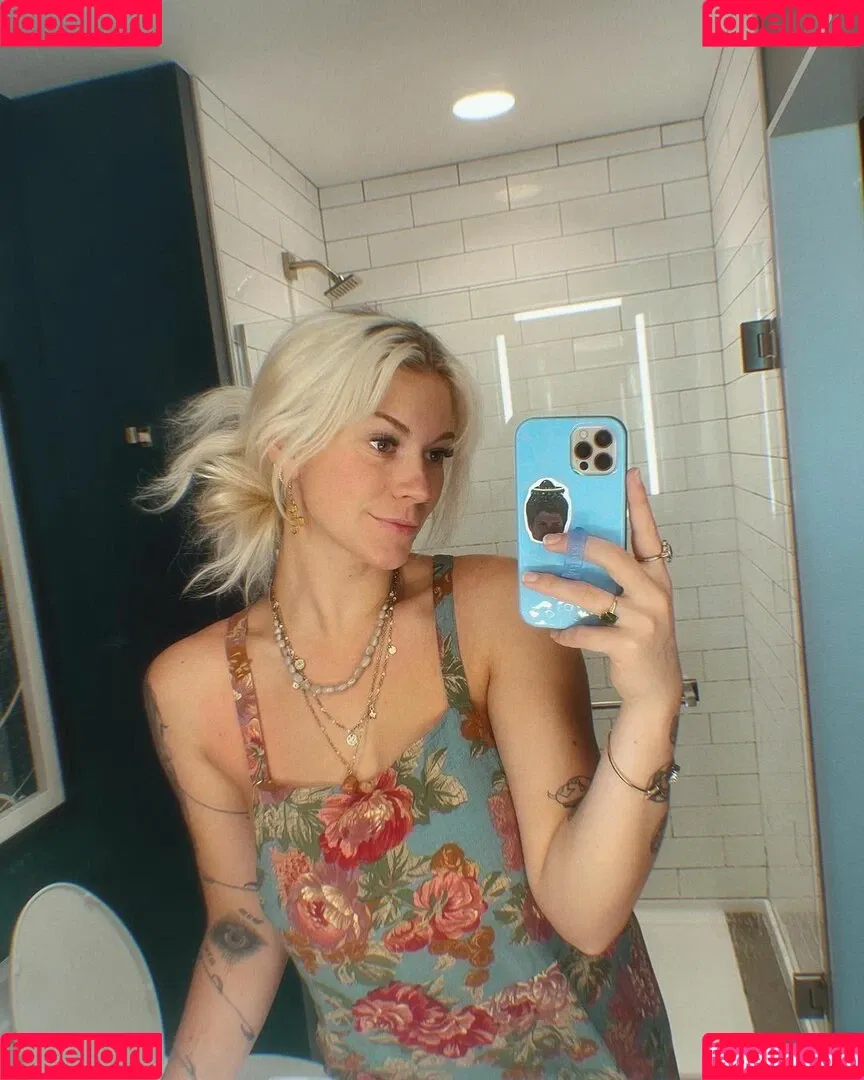 Taylor Hughs Onlyfans Photo Gallery 