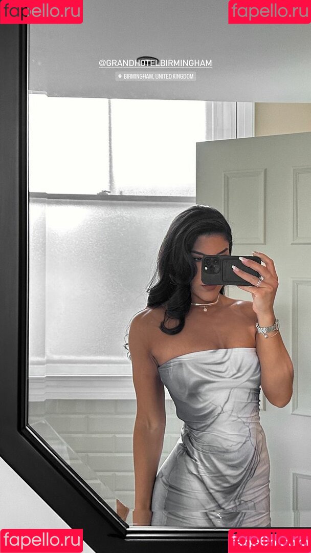 Leah Shutkever Onlyfans Photo Gallery 