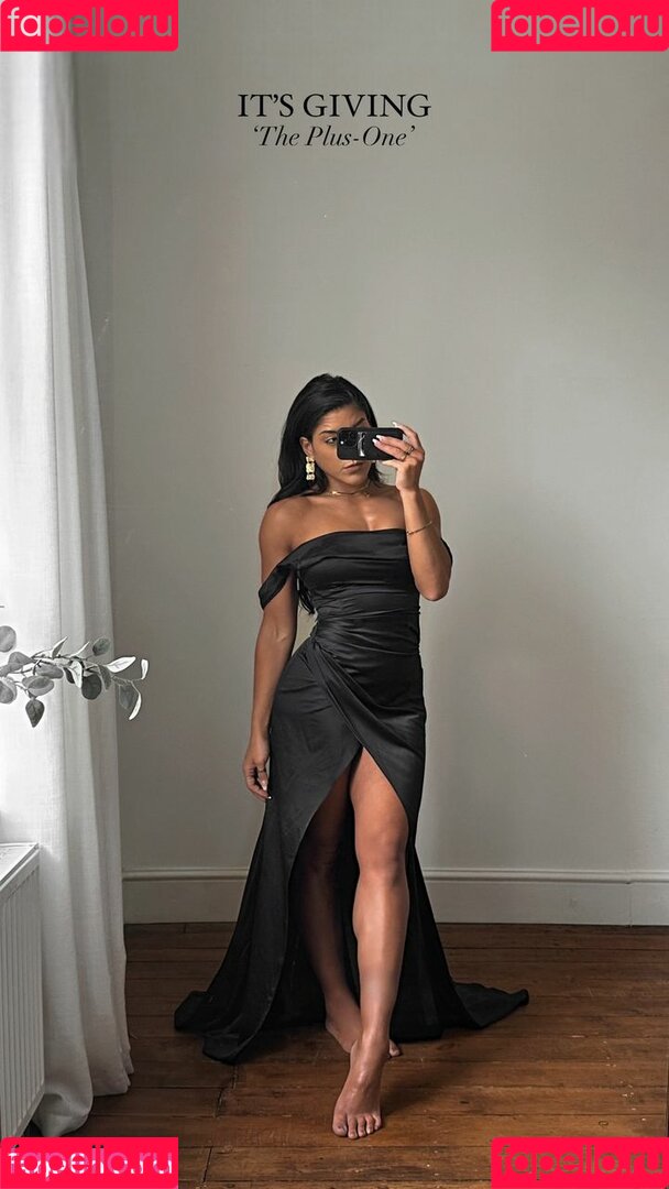 Leah Shutkever Onlyfans Photo Gallery 