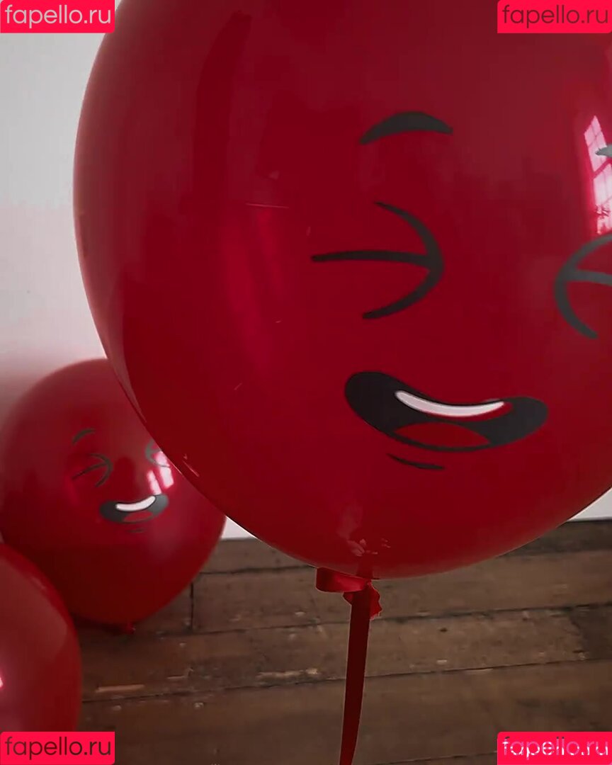 Leah Shutkever Onlyfans Photo Gallery 