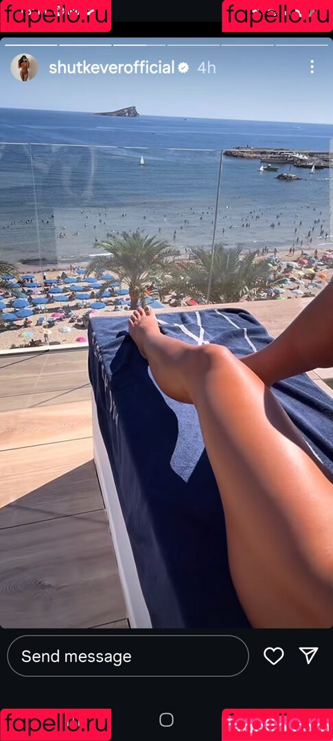 Leah Shutkever Onlyfans Photo Gallery 