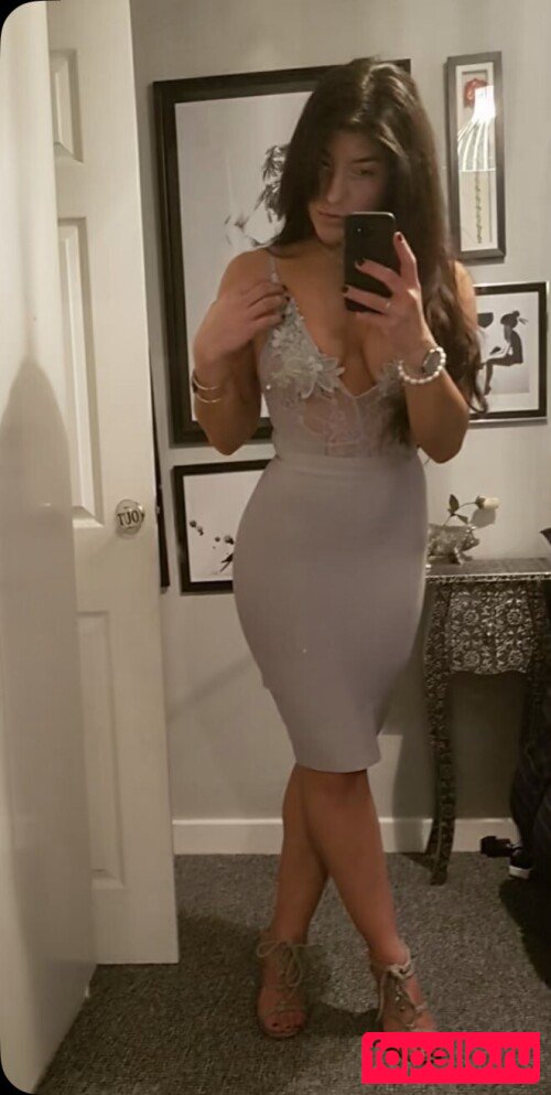 Leah Shutkever Nude Onlyfans Photo 11