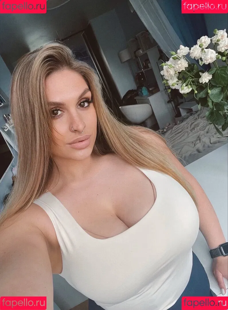 Nastya Blinova Onlyfans Photo Gallery 