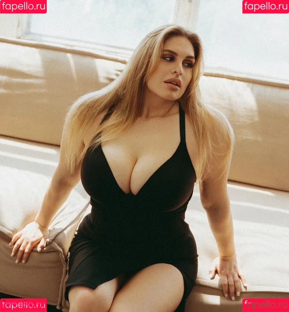 Nastya Blinova Onlyfans Photo Gallery 