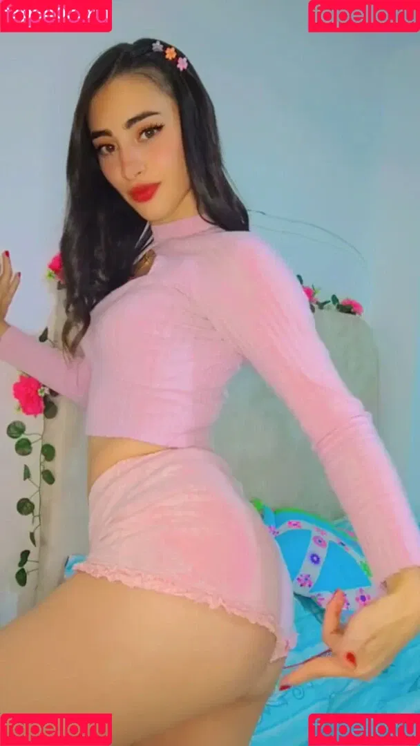 YulenyGz Onlyfans Photo Gallery 