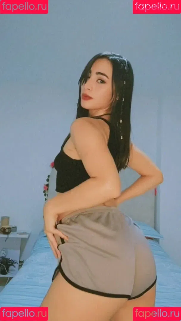 YulenyGz Onlyfans Photo Gallery 