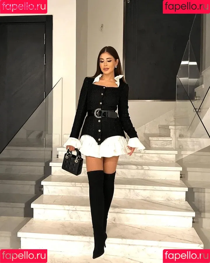 Heidy Karam Onlyfans Photo Gallery 