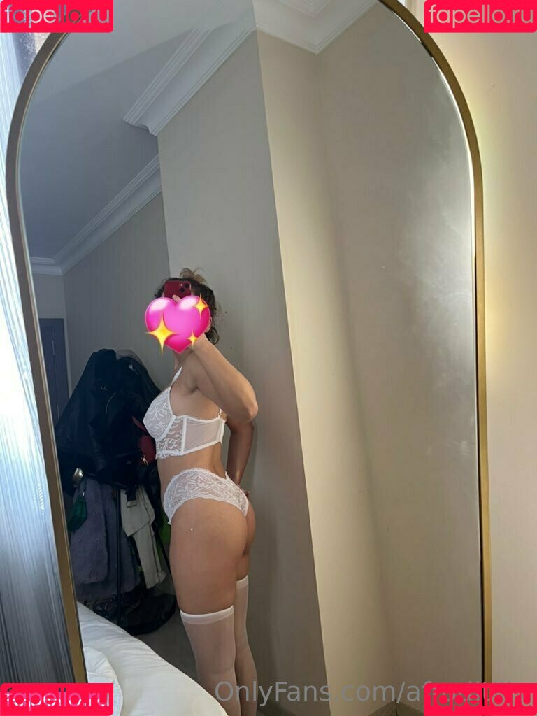 afroditlily Onlyfans Photo Gallery 