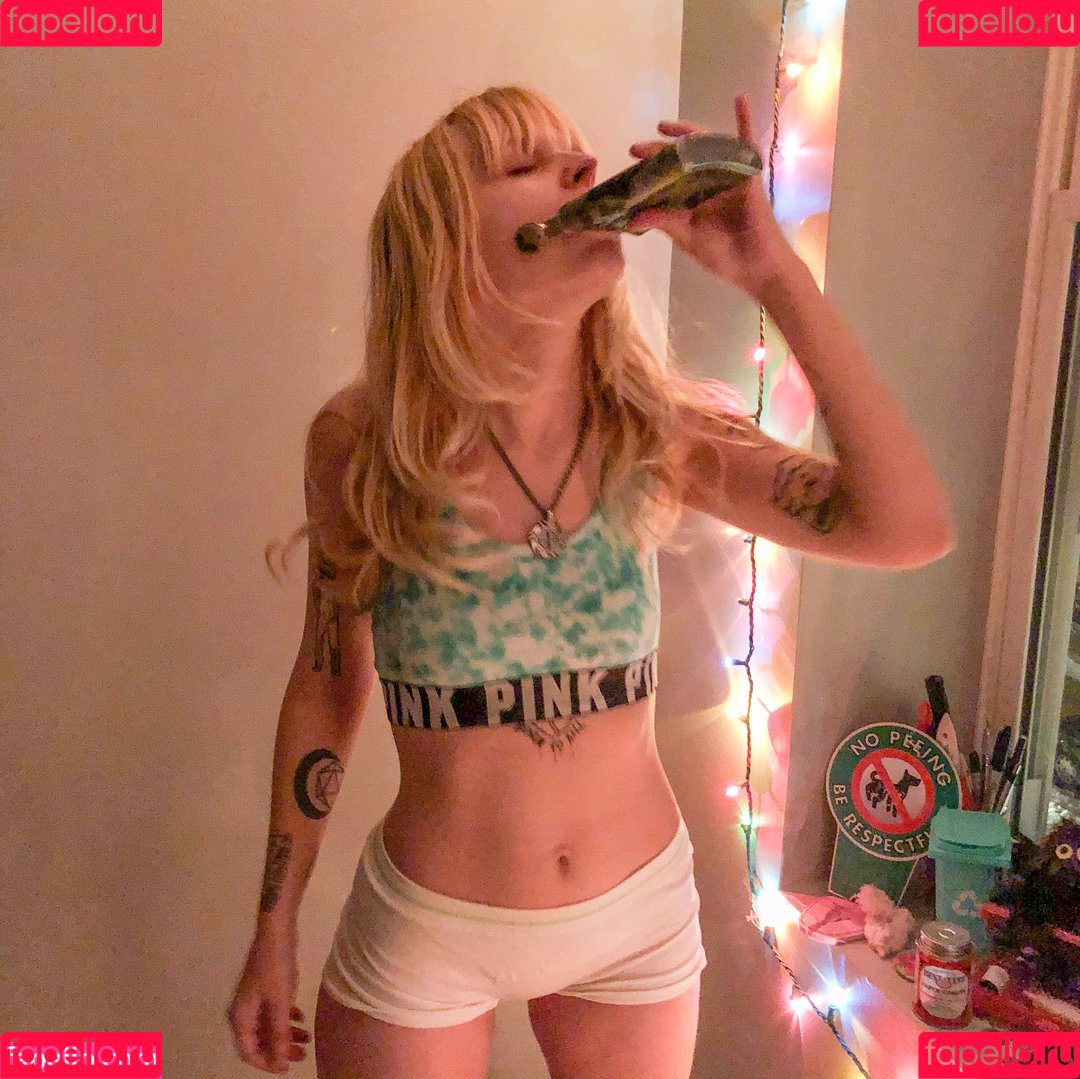 Bonnie Grace Onlyfans Photo Gallery 