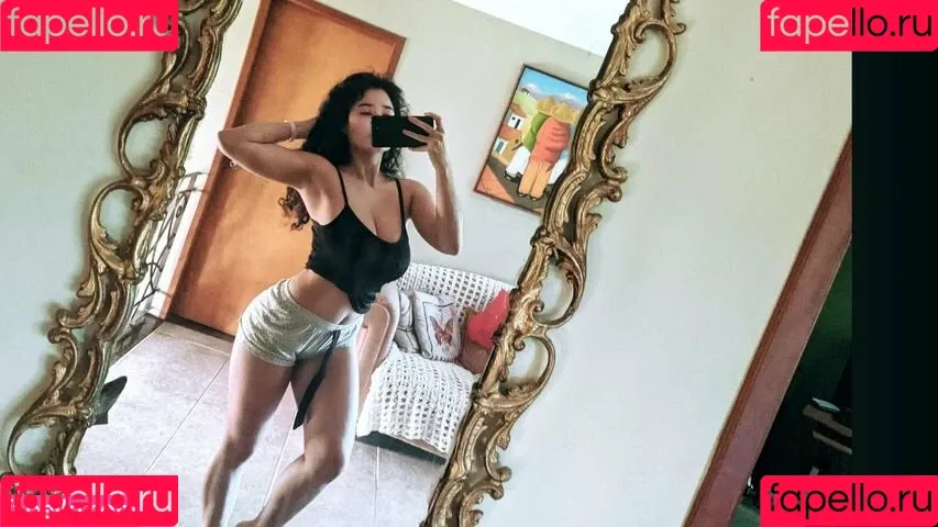 Isabella R Onlyfans Photo Gallery 