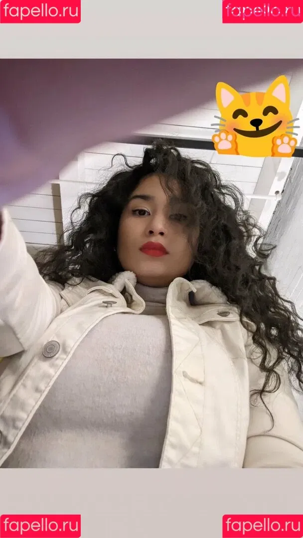 Isabella R Onlyfans Photo Gallery 