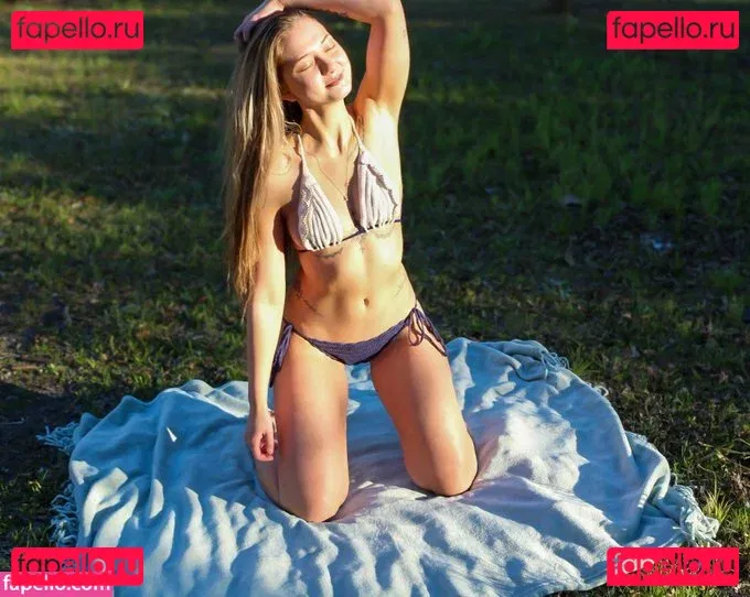 Grace Wood Onlyfans Photo Gallery 