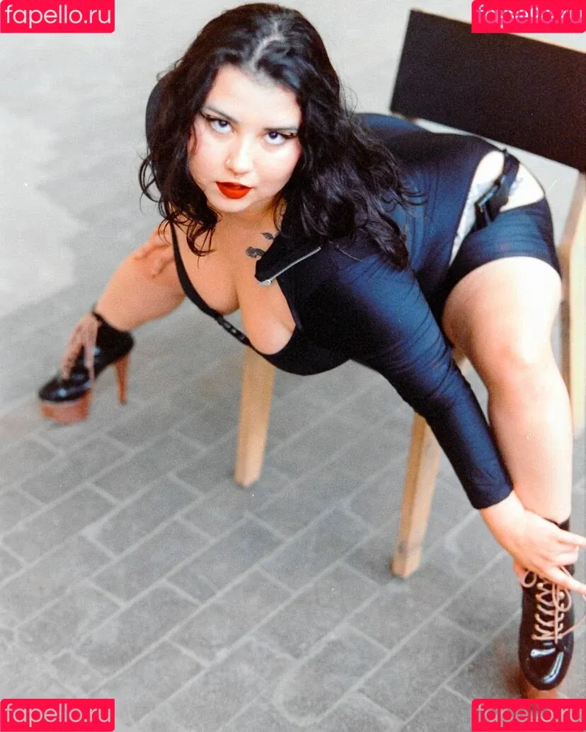 Suki Jade Onlyfans Photo Gallery 