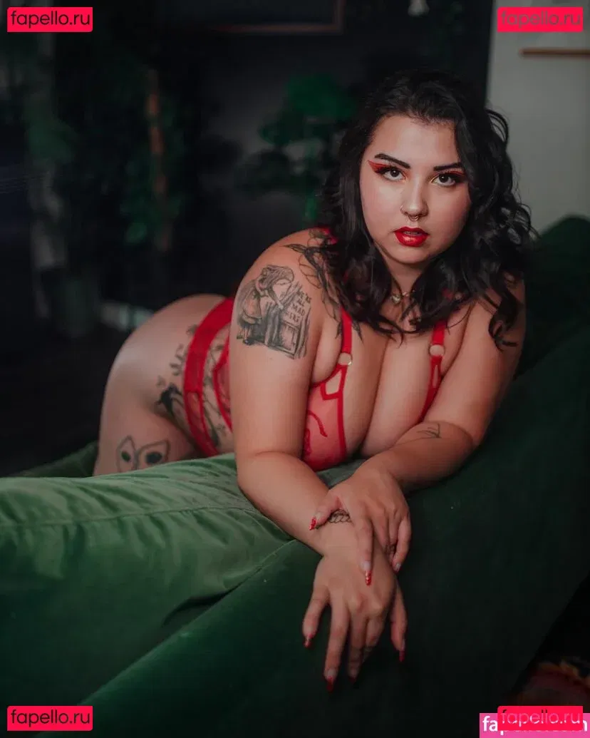 Suki Jade Onlyfans Photo Gallery 