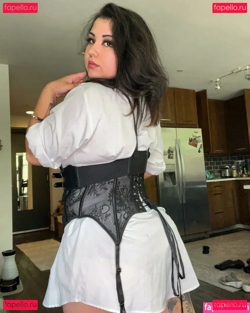 Suki Jade Onlyfans Photo Gallery 