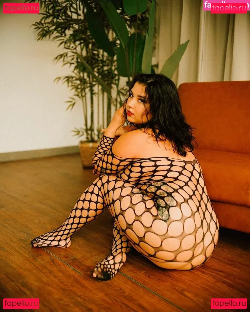 Suki Jade Onlyfans Photo Gallery 