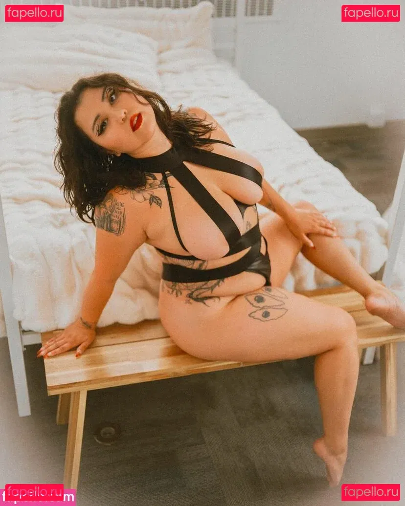 Suki Jade Onlyfans Photo Gallery 