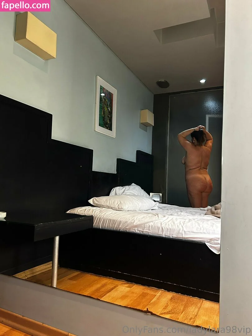 Little_effy18 Onlyfans Photo Gallery 