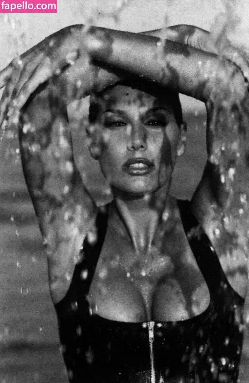 Daisy Fuentes Onlyfans Photo Gallery 