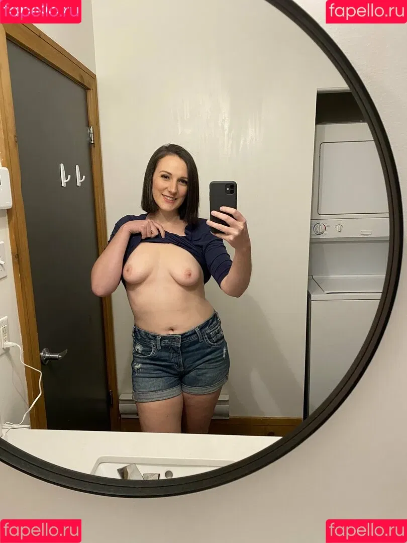 claradeefree Onlyfans Photo Gallery 