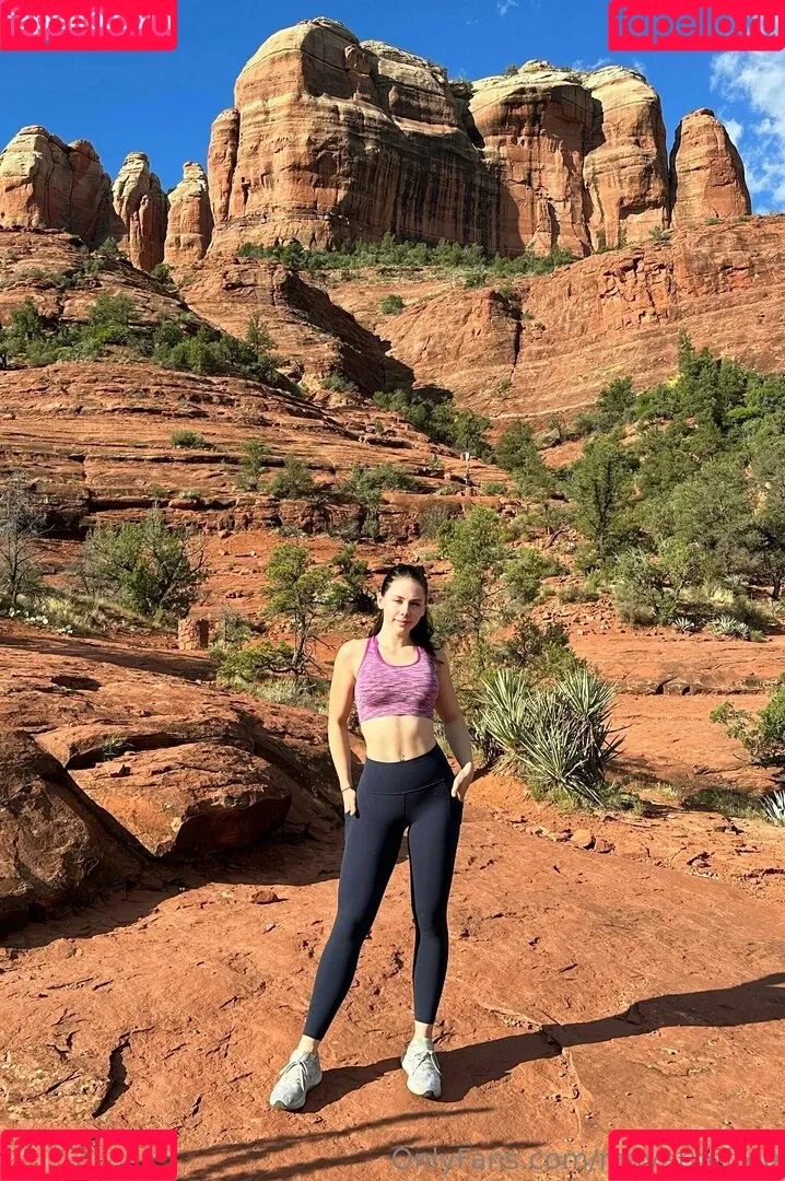 mayaruefree Onlyfans Photo Gallery 