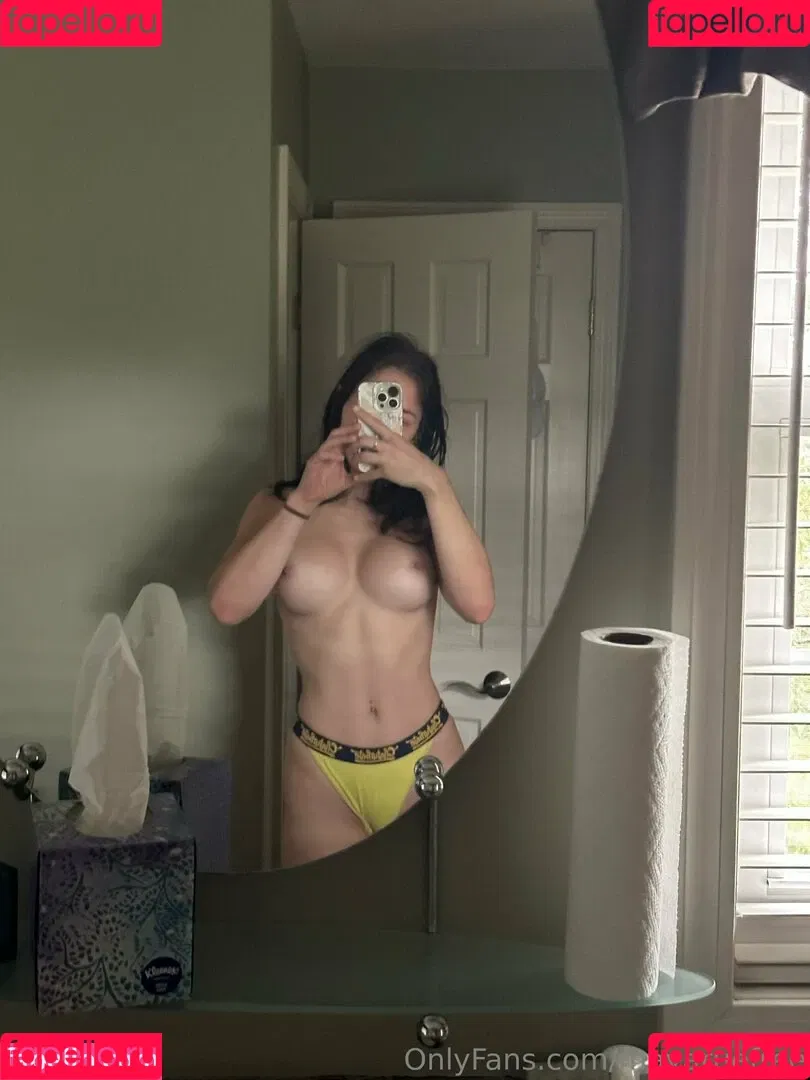 mayaruefree Onlyfans Photo Gallery 