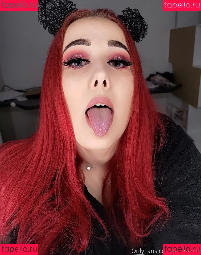littleeve Onlyfans Photo Gallery 