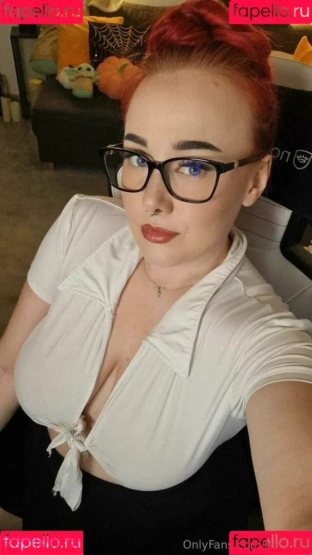 littleeve Onlyfans Photo Gallery 