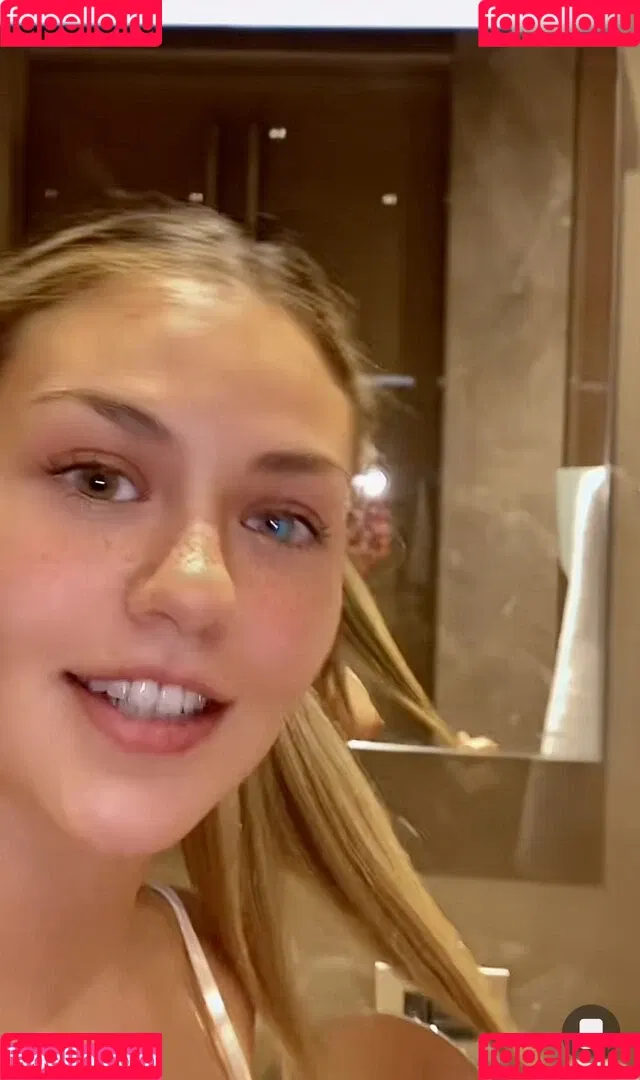 Emilia Laurent Onlyfans Photo Gallery 