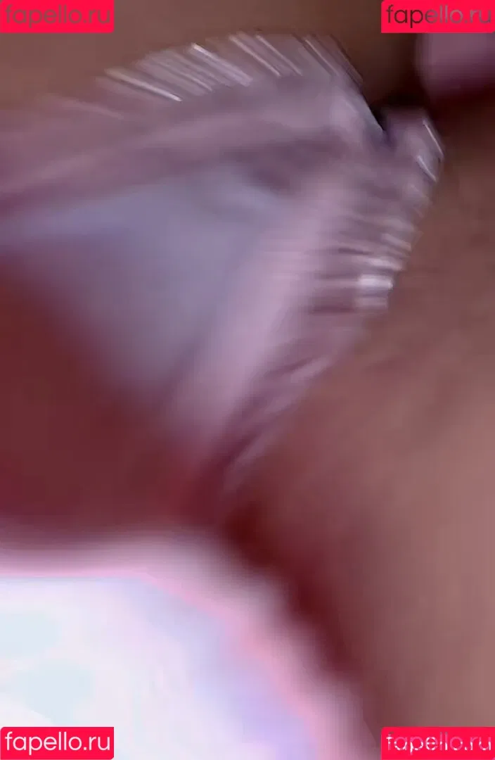 Emilia Laurent Onlyfans Photo Gallery 