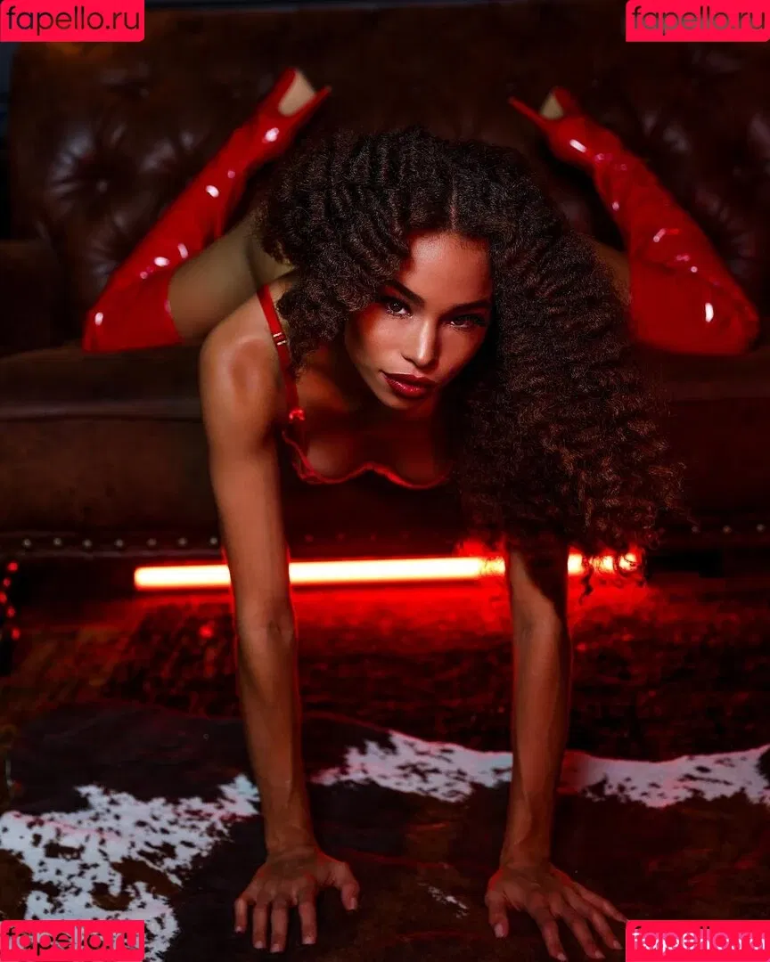 Cecilia Lion Onlyfans Photo Gallery 