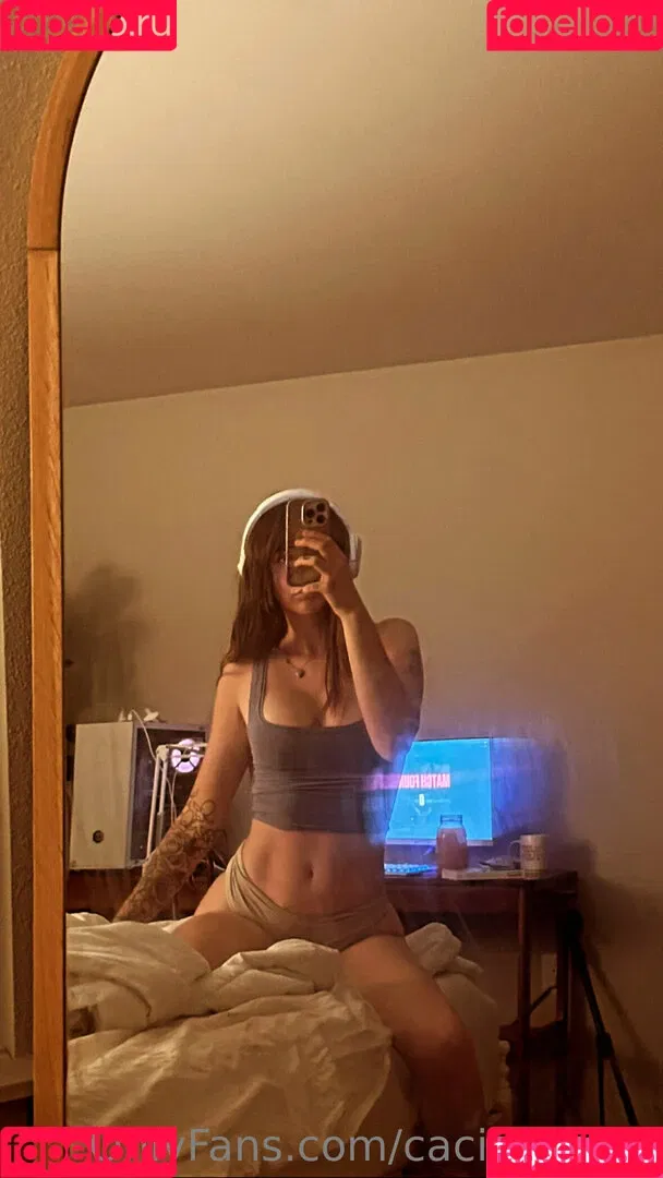 caciakersey Onlyfans Photo Gallery 