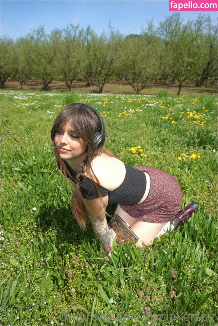 caciakersey Onlyfans Photo Gallery 