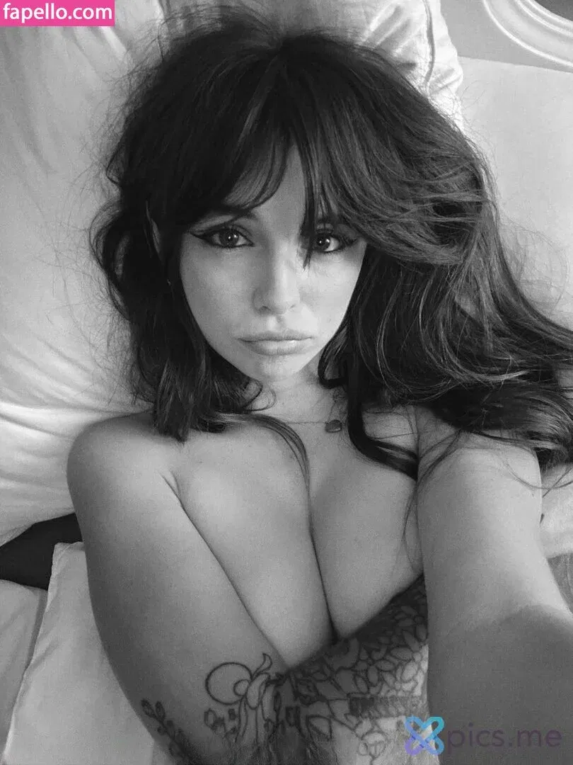 caciakersey Onlyfans Photo Gallery 