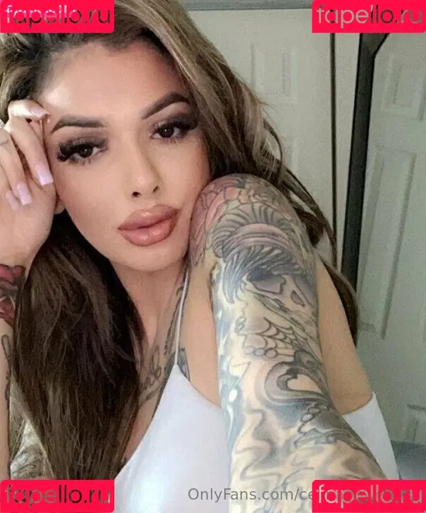 celinapowelltoo Onlyfans Photo Gallery 