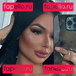 celinapowelltoo Onlyfans Photo Gallery 