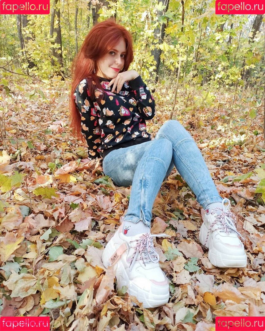 Vellari_feet Onlyfans Photo Gallery 