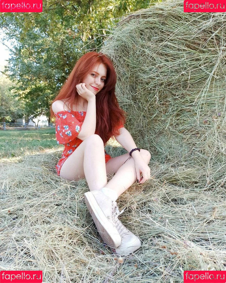 Vellari_feet Onlyfans Photo Gallery 