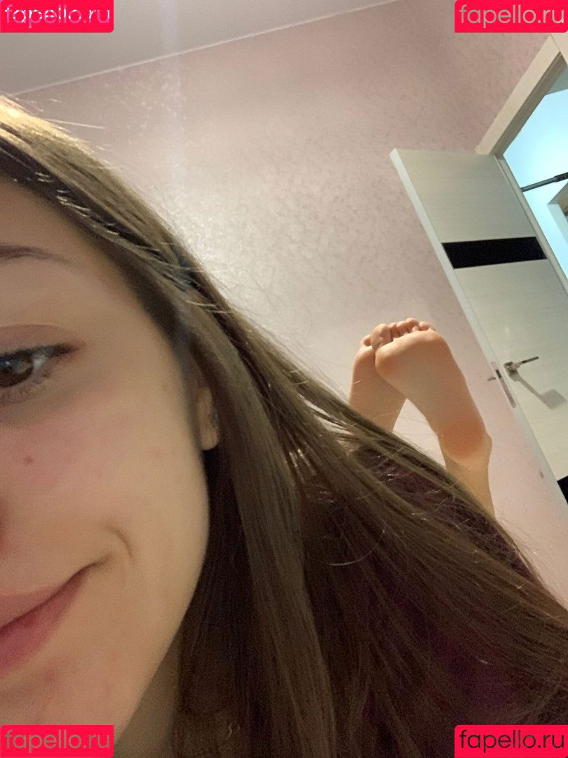 Vellari_feet Onlyfans Photo Gallery 