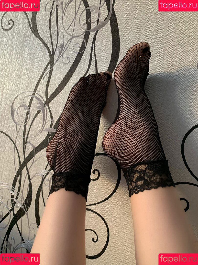Vellari_feet Onlyfans Photo Gallery 