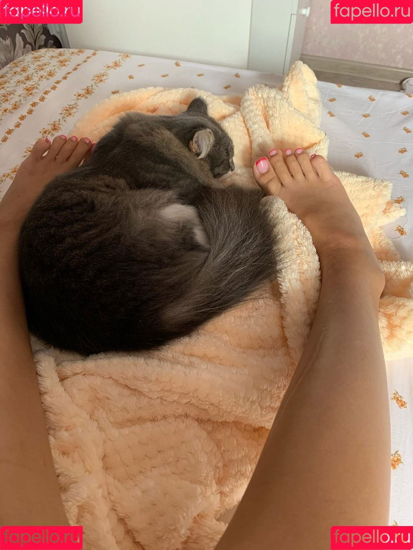 Vellari_feet Onlyfans Photo Gallery 