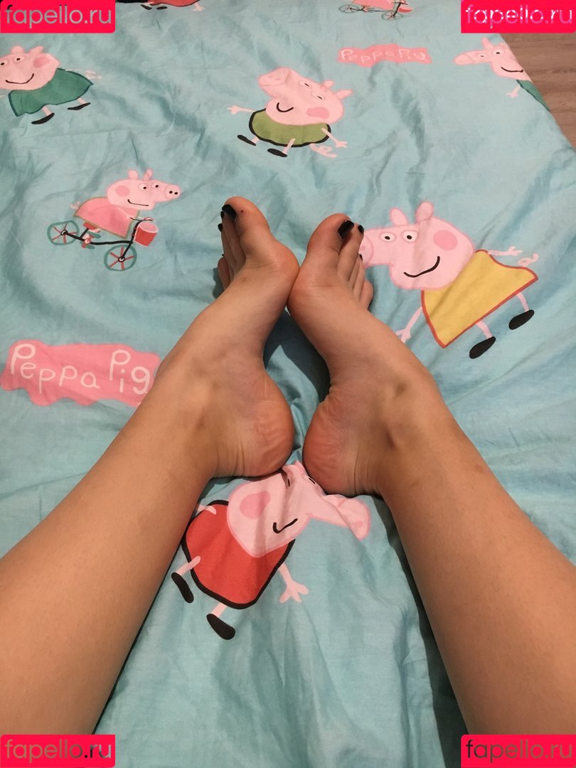 Vellari_feet Onlyfans Photo Gallery 