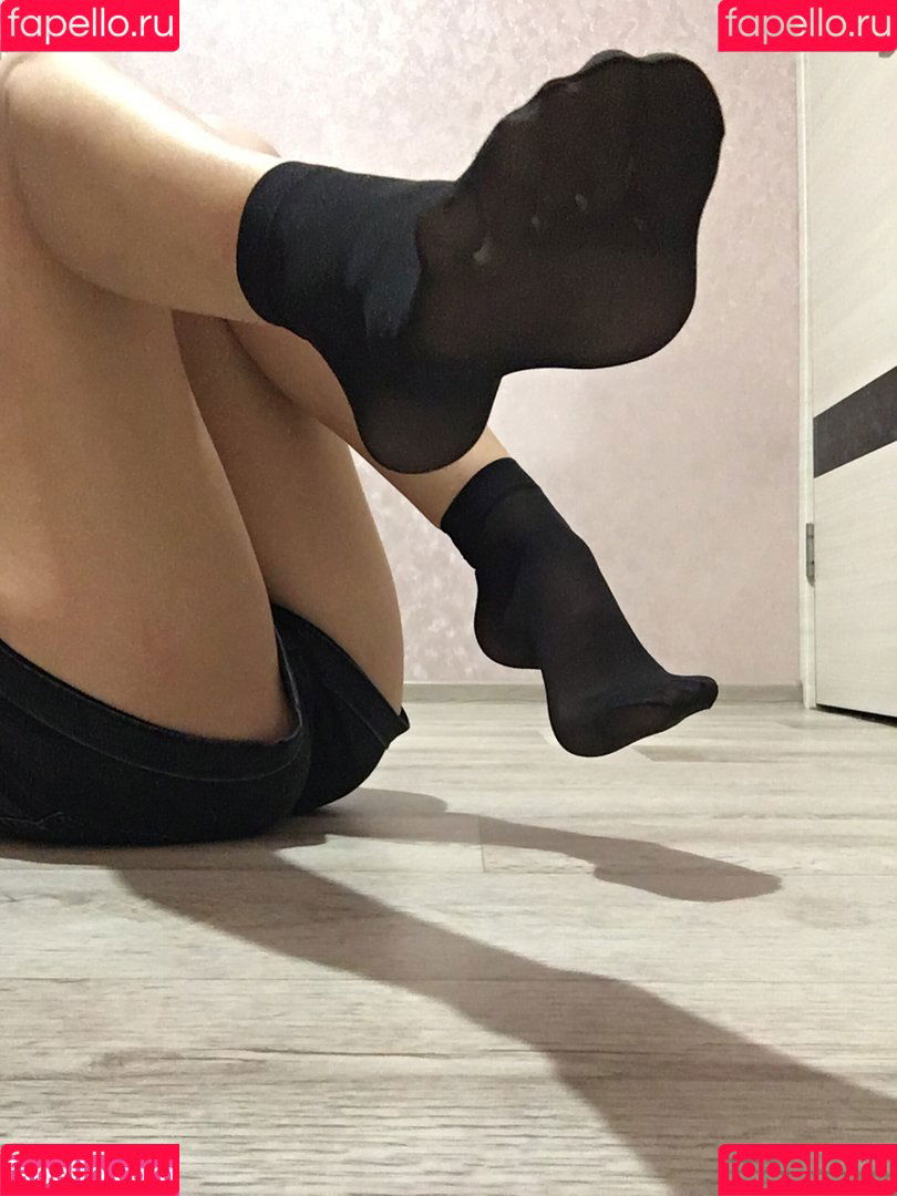 Vellari_feet Onlyfans Photo Gallery 